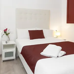 2* Πανσιόν Brustar Sagrada Familia