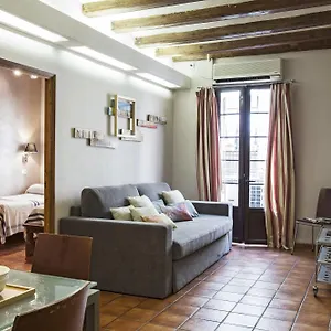 Ainb Ramblas-guardia Apartment